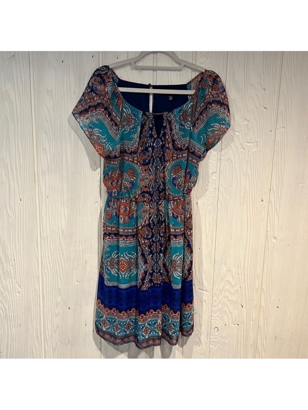 Auw Boho Print Dress Short Sleeve Key Hole Front Elastic Waist Medium